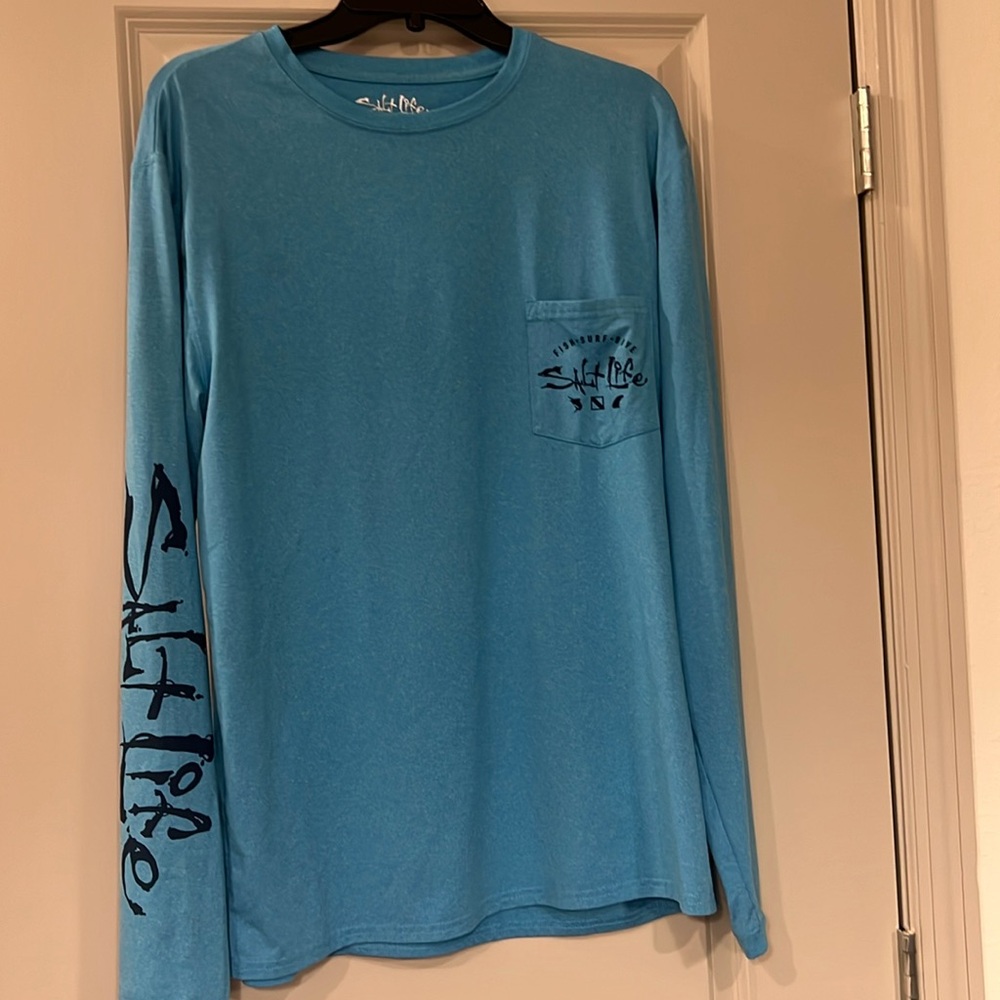 Salt Life long sleeve lightweight pocket t-shirt light blue size medium M